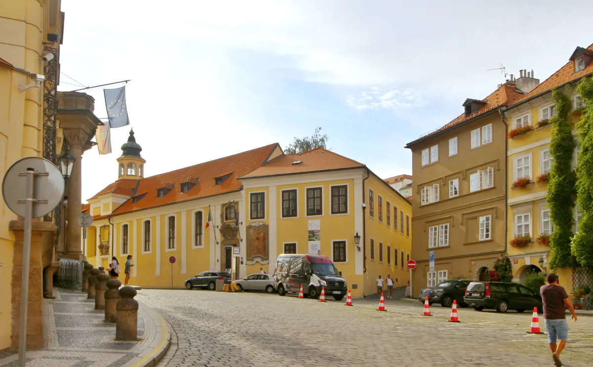 Italský kulturní institut Praha, Šporkova 14, Praha 1