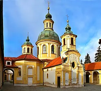 Kostel Panny Marie Vítězné na Bílé Hoře v Praze