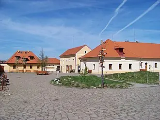 Toulcův dvůr, z.s.