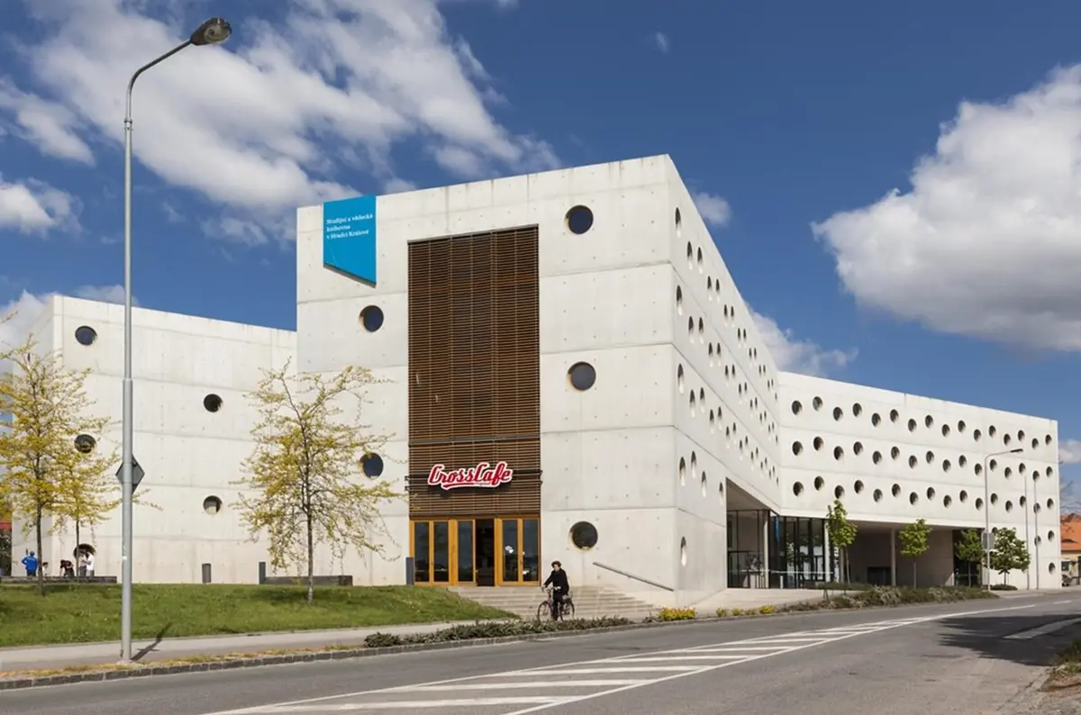 Studijní a vědecká knihovna v Hradci Králové