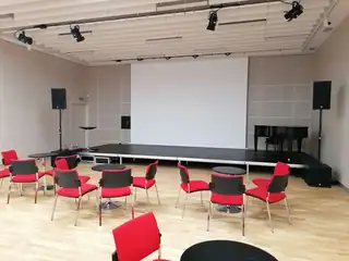 Karneval des Theaters Za komínem 2026