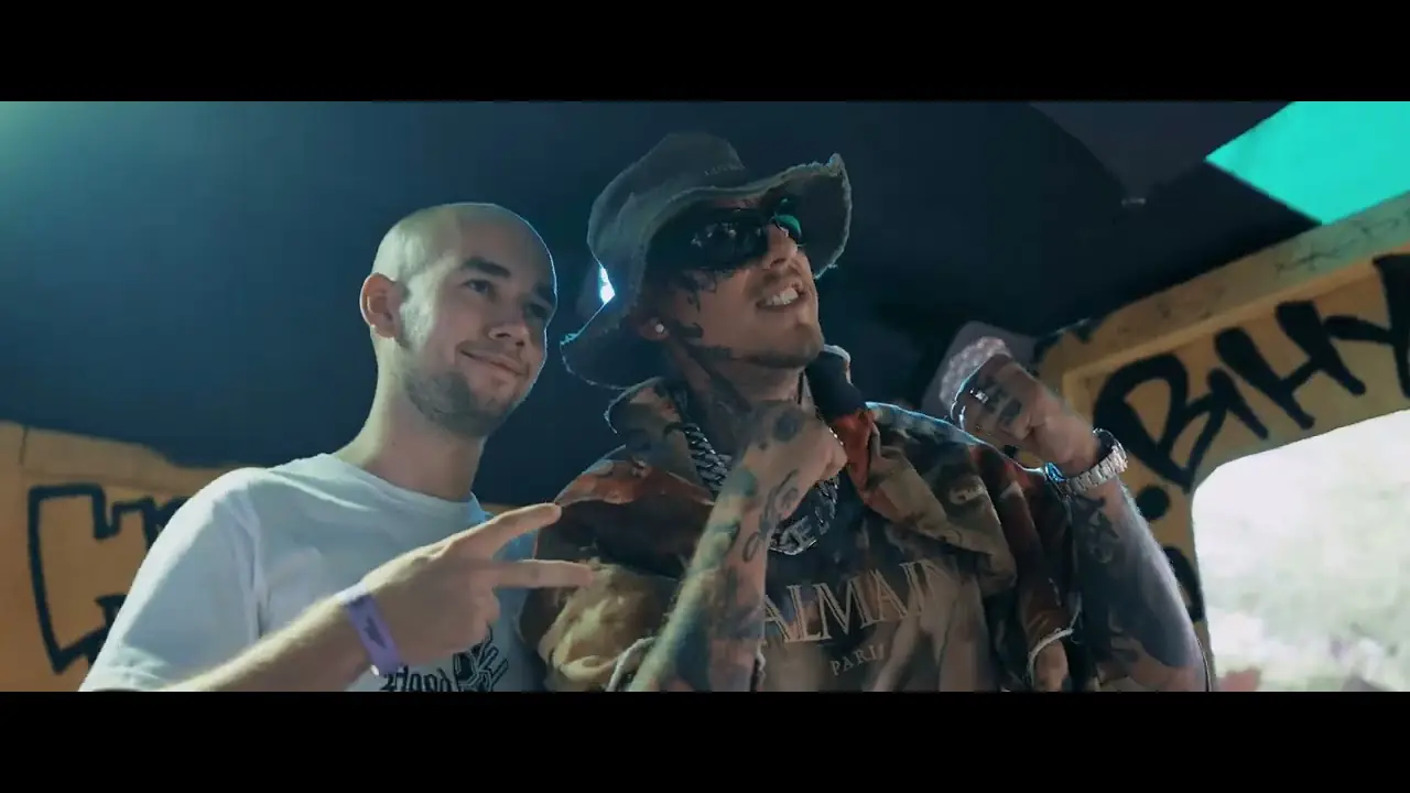 Trailer