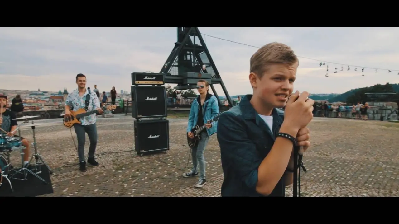 Trailer